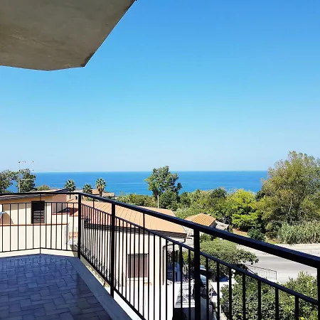 Vista Mare Apartamento *
